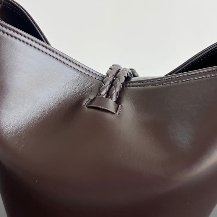 Bottega Veneta Liberta Bucket Bag – 25SS in Black