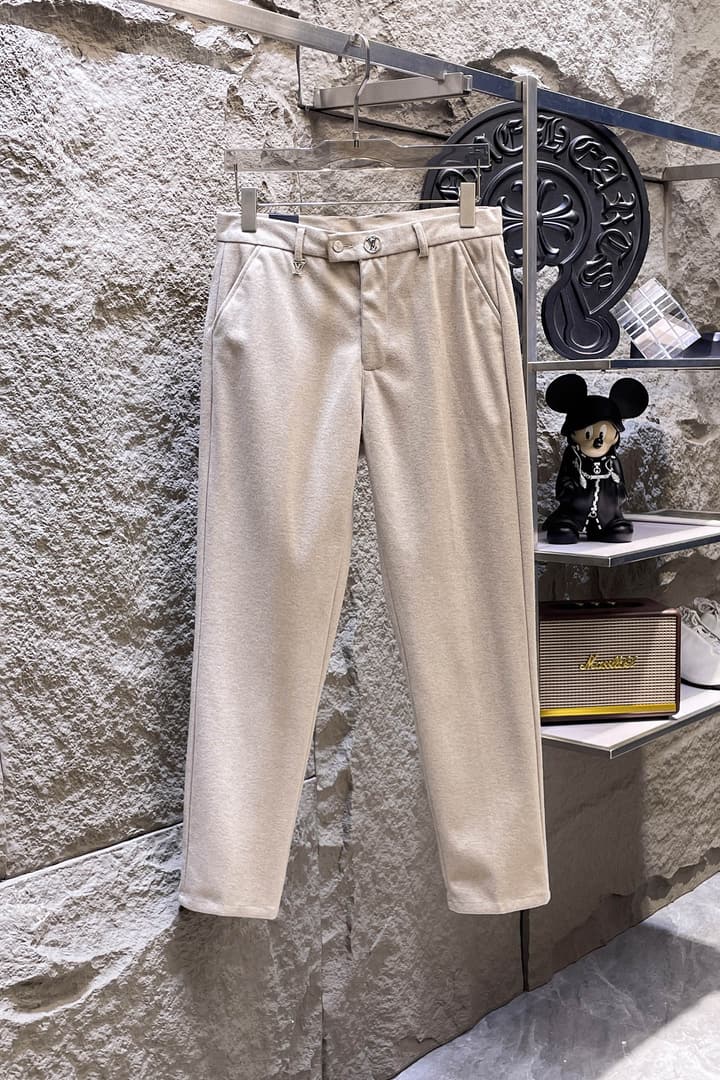Louis Vuitton Wool Blend Dress Trousers – Autumn/Winter Collection in Black