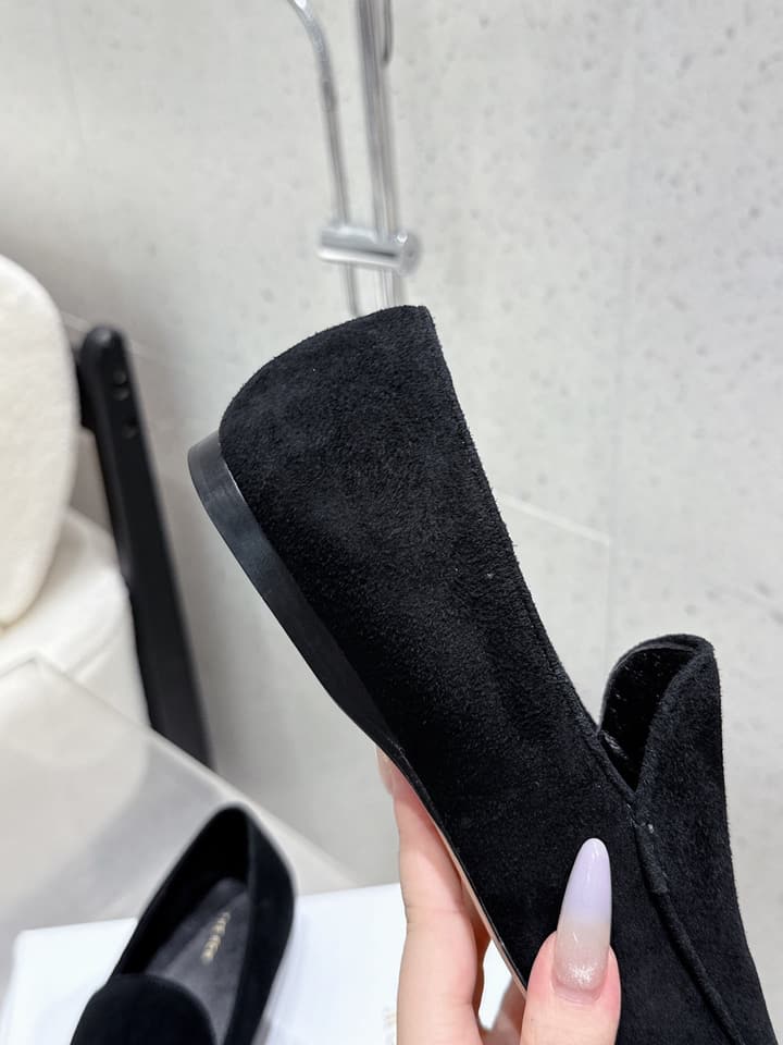 The Row Tassel Loafers in Black