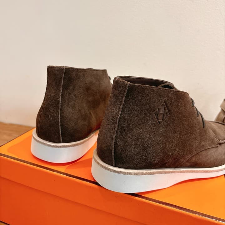Hermès Classic Couple's Sandals – SS25 New Arrival in Black Suede