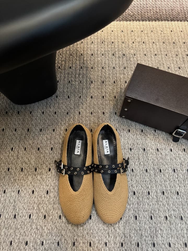 Alaïa Raffia Ballet Flats – 25FW