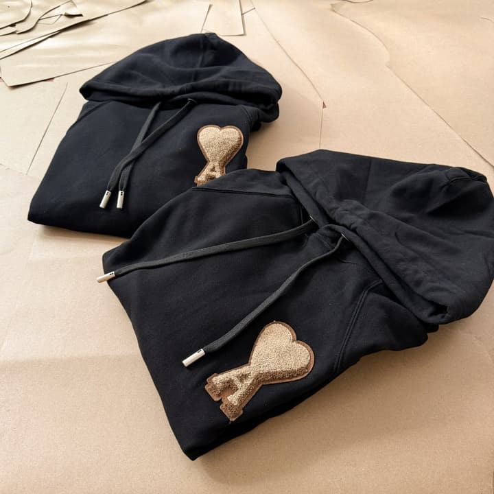 Ami Paris Towel Embroidered Heart Boxy Hoodie – 25FW in Classic Black