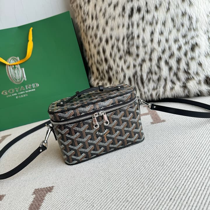 Goyard Muse Mini Vanity Case in Bright Orange Goyardine