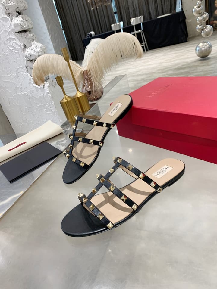 Valentino Studded Sheepskin Flat Sandals in Black