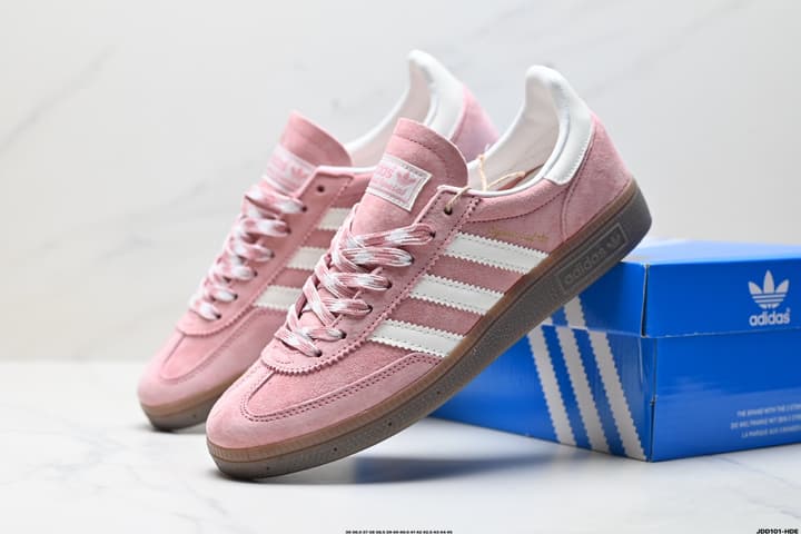 Adidas Handball Spezial Retro Casual Sneakers in Light Blue