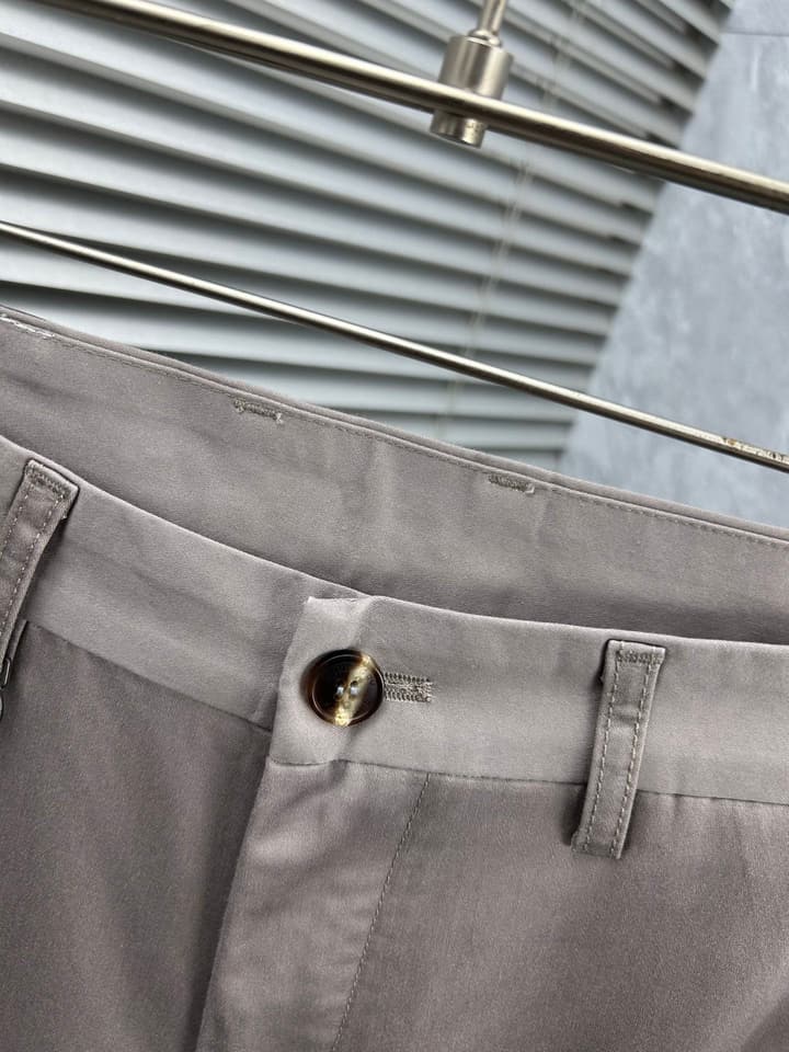 Burberry Tailored Casual Trousers – 2025SS in Camel Brown