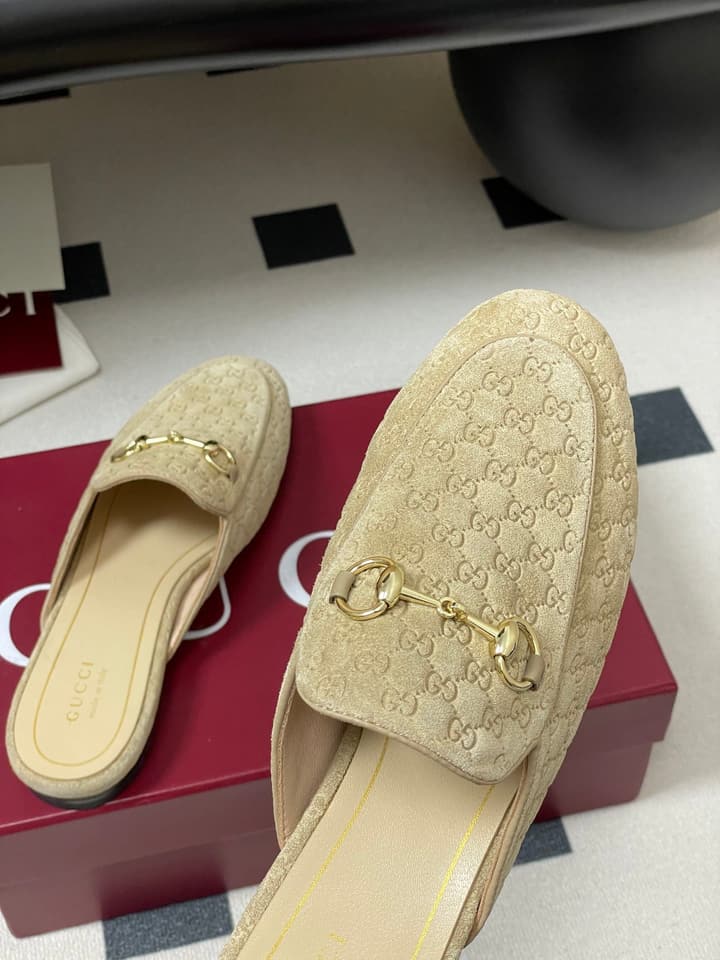 Gucci Princetown Double G Suede Mules – 2025 Fall Collection in Black Suede With Silver Hardware