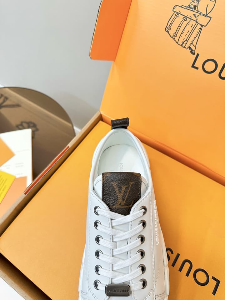 Louis Vuitton LV Bubble Platform Sneakers in Metallic Silver