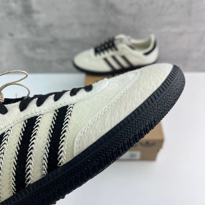 Adidas Samba OG Sneakers in Black