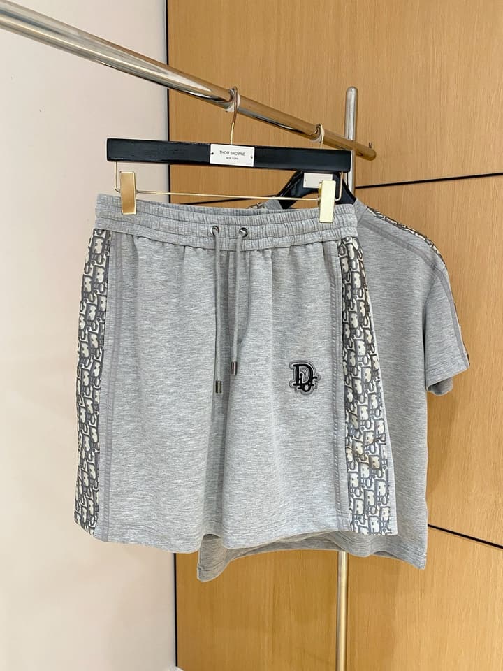 Dior Classic Air Layer T-Shirt and Shorts Set – 2026 Summer Collection in Black Crewneck Oblique Stripe