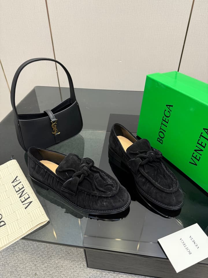 Bottega Veneta Astaire Suede Loafers in Black Leather