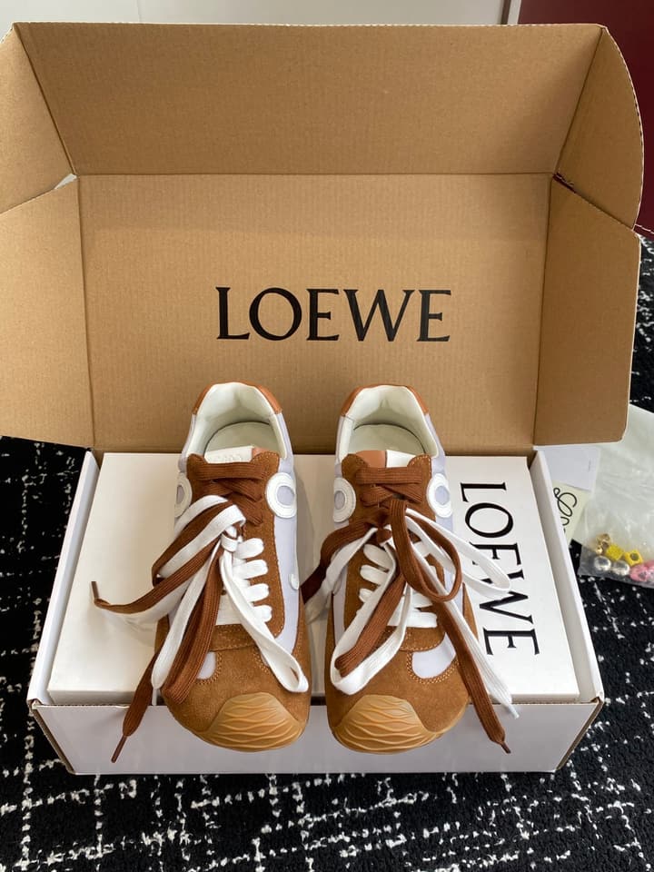 Loewe Ballet Runner Sneakers – 2025 Paris Fashion Week in Brown