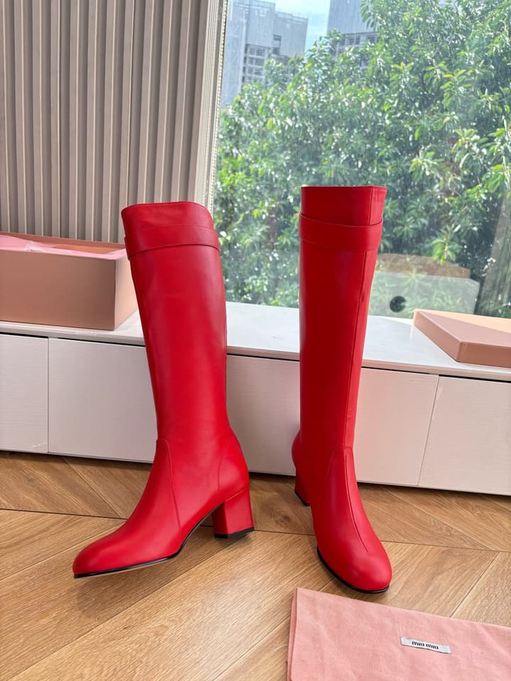 Miu Miu Chelsea Knee-High Boots – 25FW in Black
