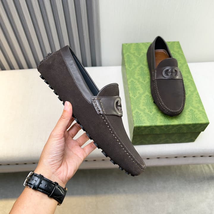 Gucci Premium Leather Loafers in Black Embossed Leather