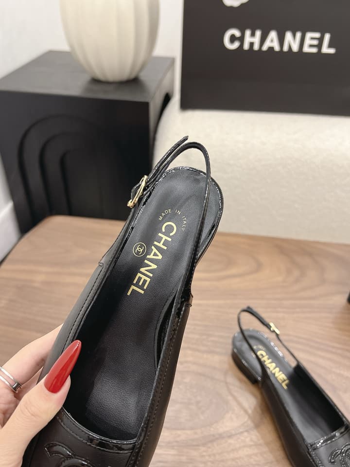 Chanel Leather Flats – 2026