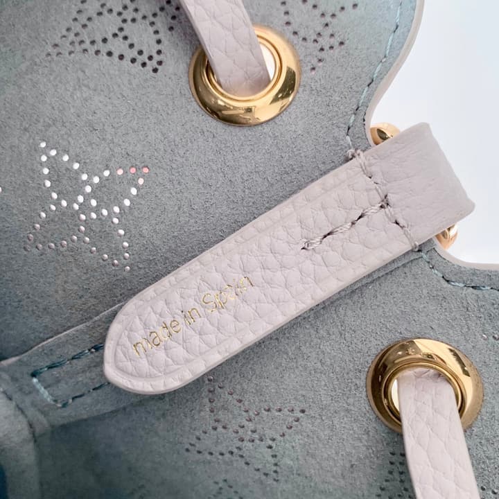 Louis Vuitton Pico Bella Monogram Handbag