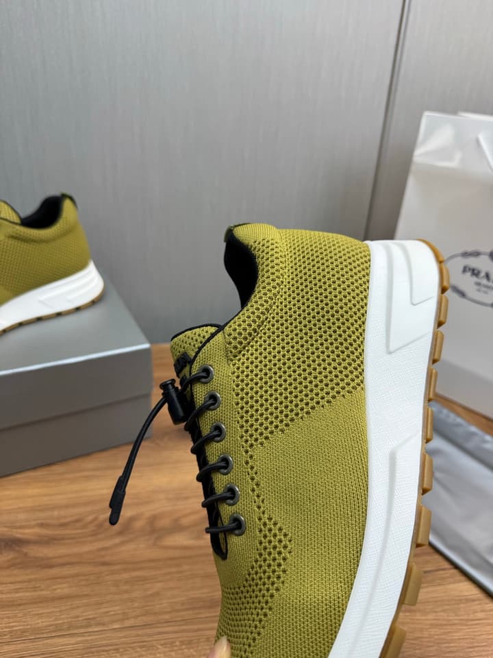 Prada Men's High-Quality Sneakers in Light Grey