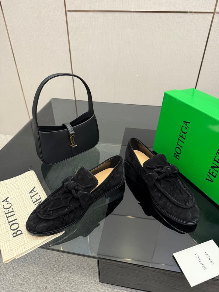 Bottega Veneta Astaire Suede Loafers in Black Leather