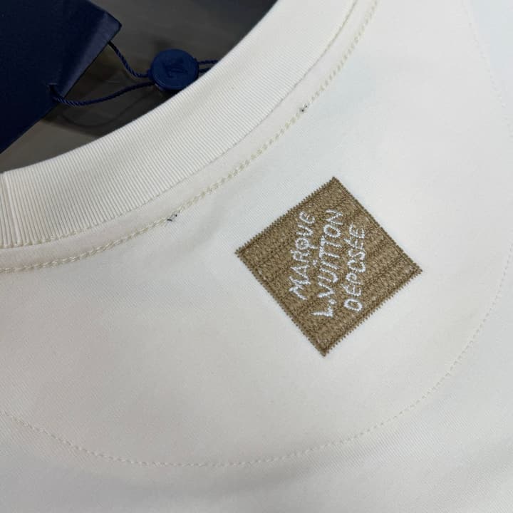 Louis Vuitton Oversized Crewneck T-Shirt – Summer Collection – 26SS in Apricot