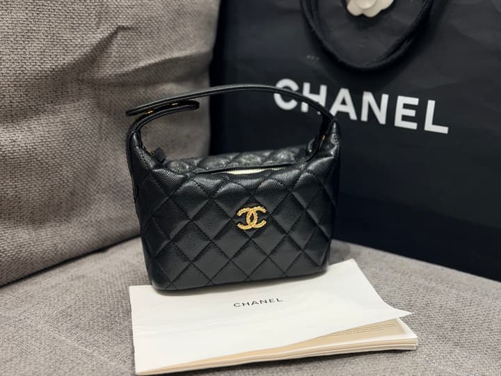 Chanel Caviar Leather Lunchbox Bag – 25C