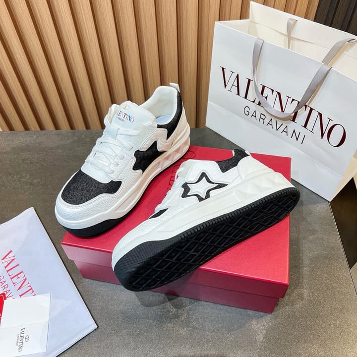 Valentino OneStud Casual Sneakers – 2024 New Color