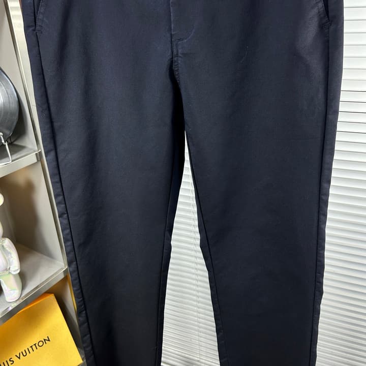 Loro Piana Tailored Casual Trousers – SS25/FW in Classic Black