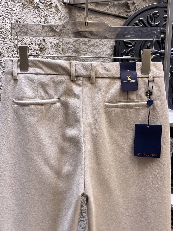 Louis Vuitton Wool Blend Dress Trousers – Autumn/Winter Collection in Black