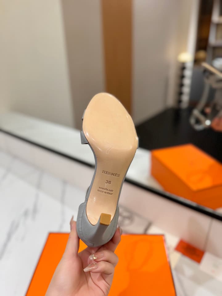 Hermès Classic H Palm Grain Heeled Sandals – 9cm in Black
