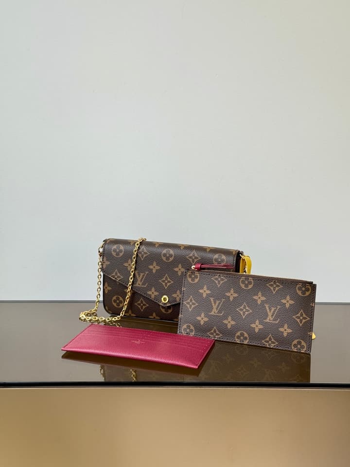 Louis Vuitton Pochette Felicie Monogram Chain Bag in Monogram Canvas With Pink Interior