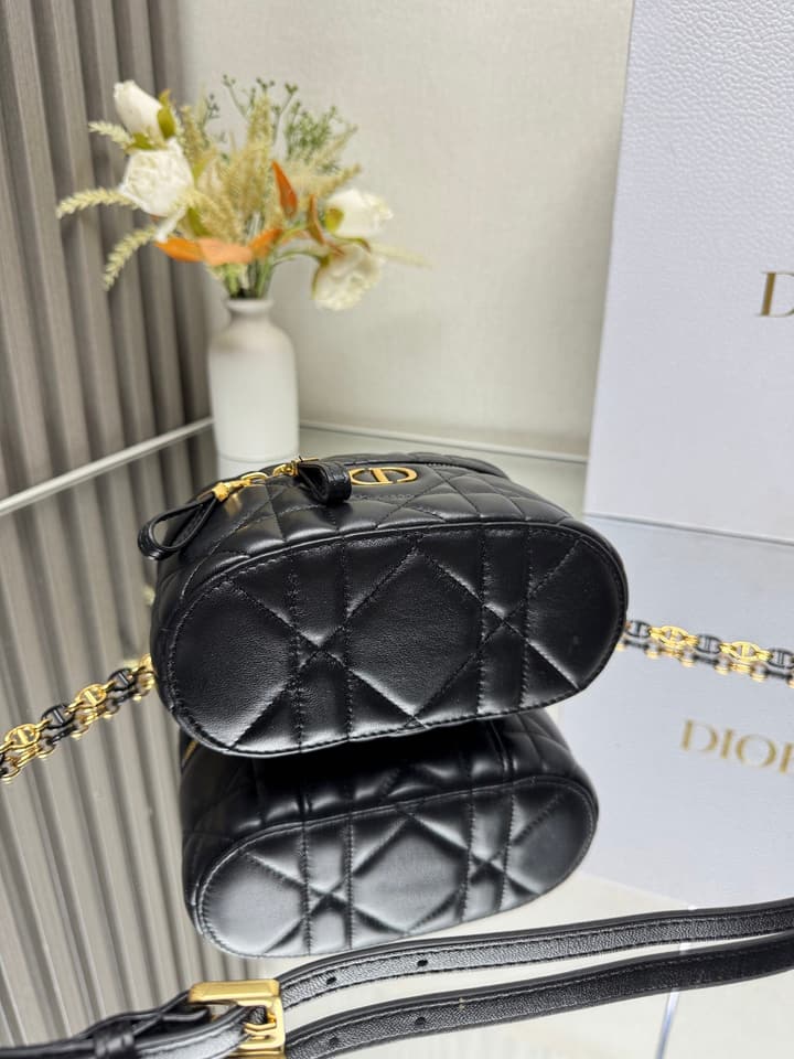 Dior 30 Montaigne Mini Vanity Case in Black Quilted Lambskin