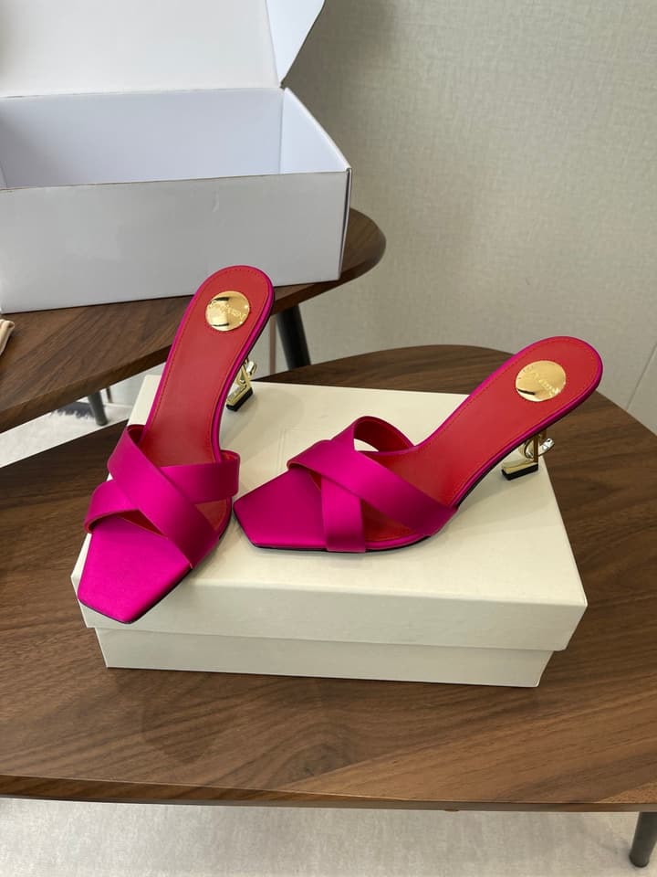 Saint Laurent Opyum Satin Heeled Mules – Early Spring Collection – 26S in Champagne Gold