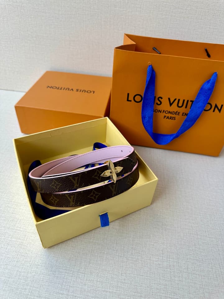 Louis Vuitton Mini Flowergram Reversible Belt in Gold Hardware