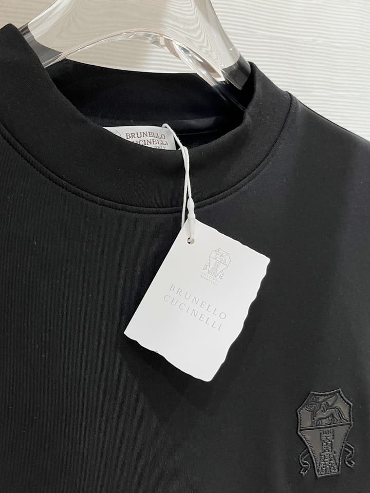 Brunello Cucinelli Men's Logo Embroidered Base Layer Sweater – 2025FW in Classic Black