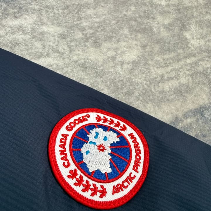 Canada Goose Lodge Series Coach Down Jacket – 2025 in Navy Blue