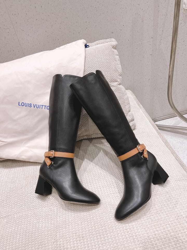 Louis Vuitton Parisienne Leather Knee-High Boots in Black Leather