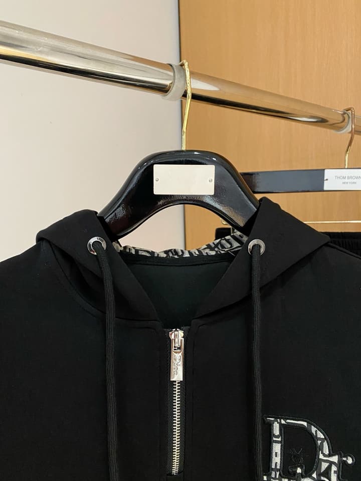 Dior Classic Air Layer T-Shirt and Shorts Set – 2026 Summer Collection in Black Crewneck Oblique Stripe