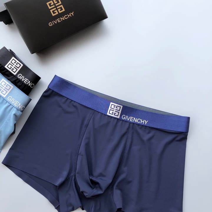 Givenchy Seamless Ice Silk Men's Underwear – Box of 3