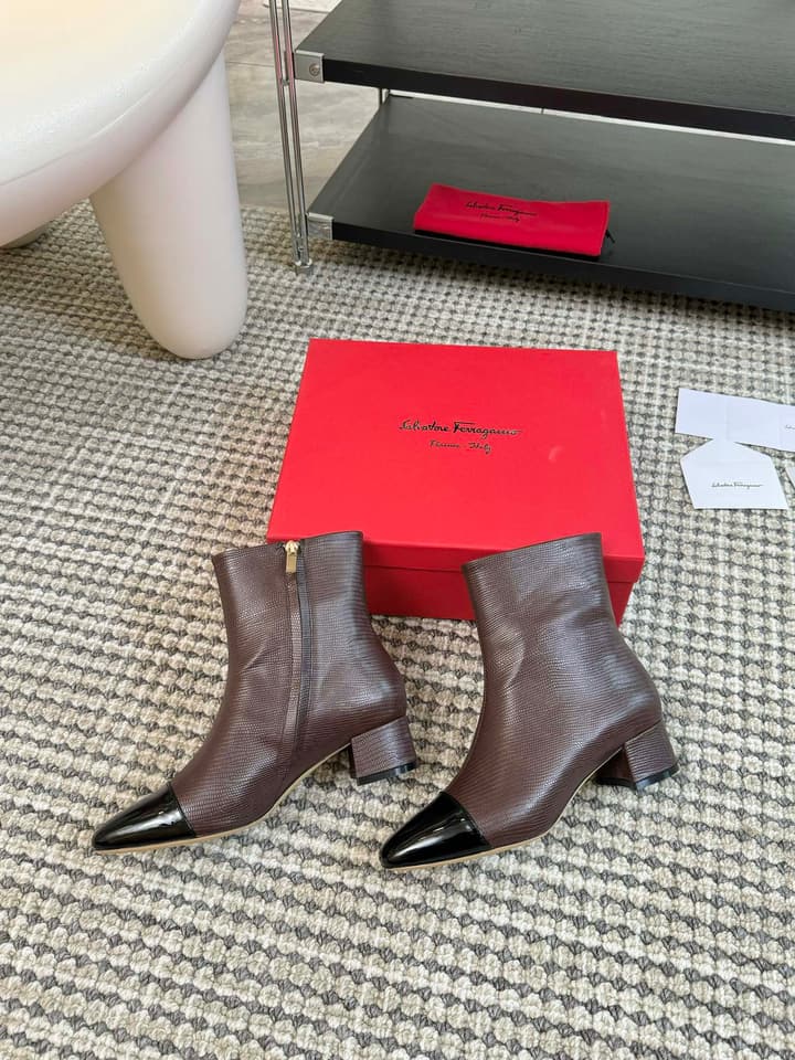 Ferragamo Pointed Toe Chunky Heel Ankle Boots – Autumn/Winter Collection in Black Patent