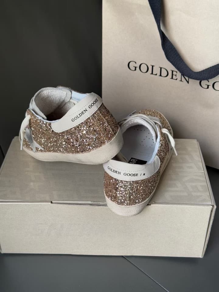 Golden Goose Superstar Sequined Sneakers – 2025 New Style in Sequined Gold Glitter