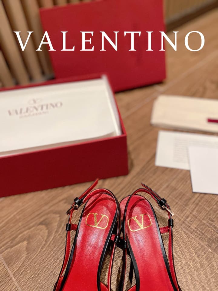 Valentino VLogo Signature Rhinestone Low-Heel Pumps – 2022 Collection in Nude Beige