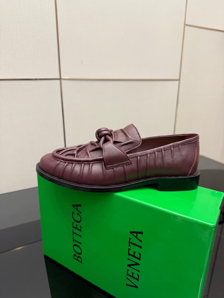 Bottega Veneta Astaire Suede Loafers in Black Leather