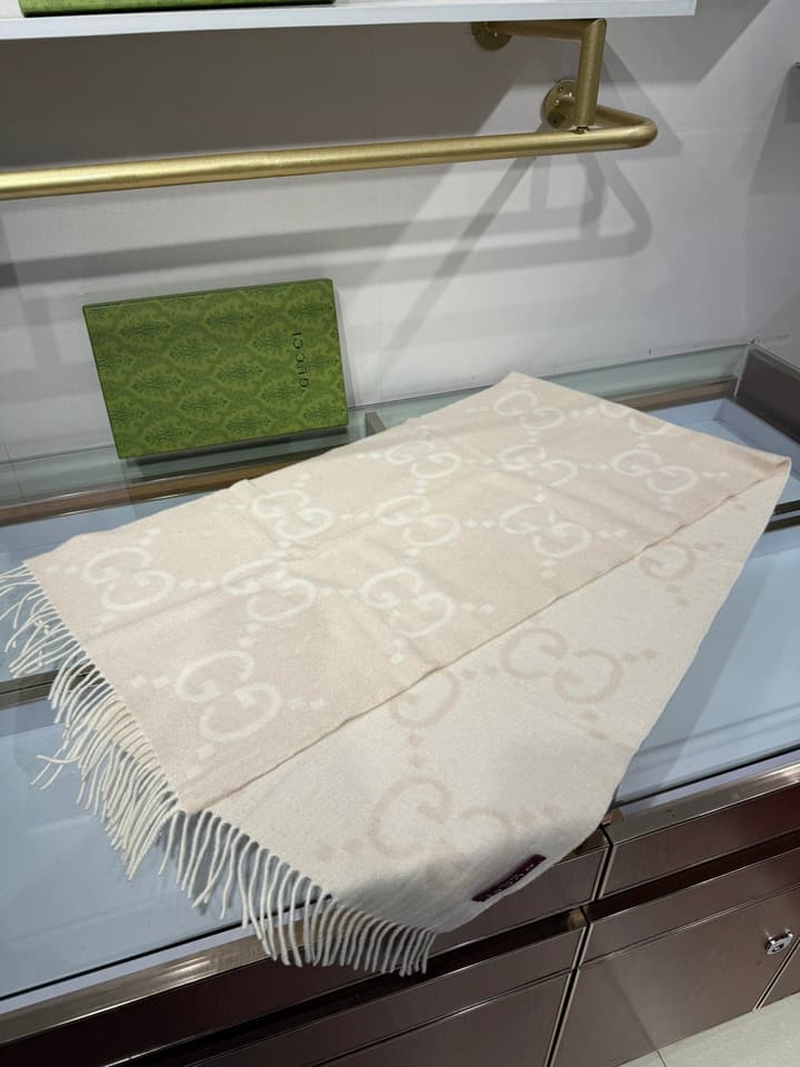 Gucci GG Cashmere Jacquard Scarf – 2025 Collection