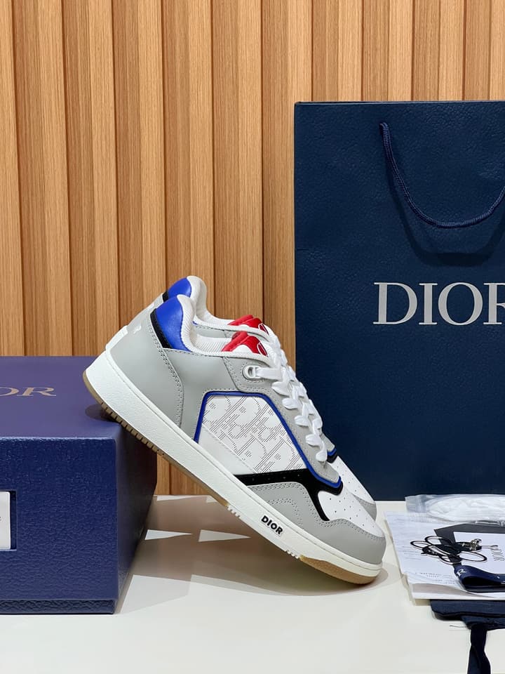 Dior B27 Unisex Sneakers – 2025 Collection in Beige With Dark Green Accents
