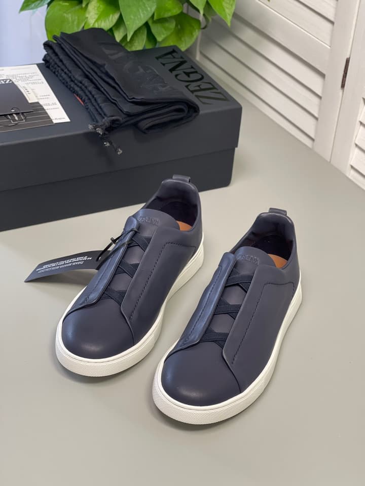 Zegna SECONDSKIN Triple Stitch Low-Top Sneakers in Navy Smooth Leather