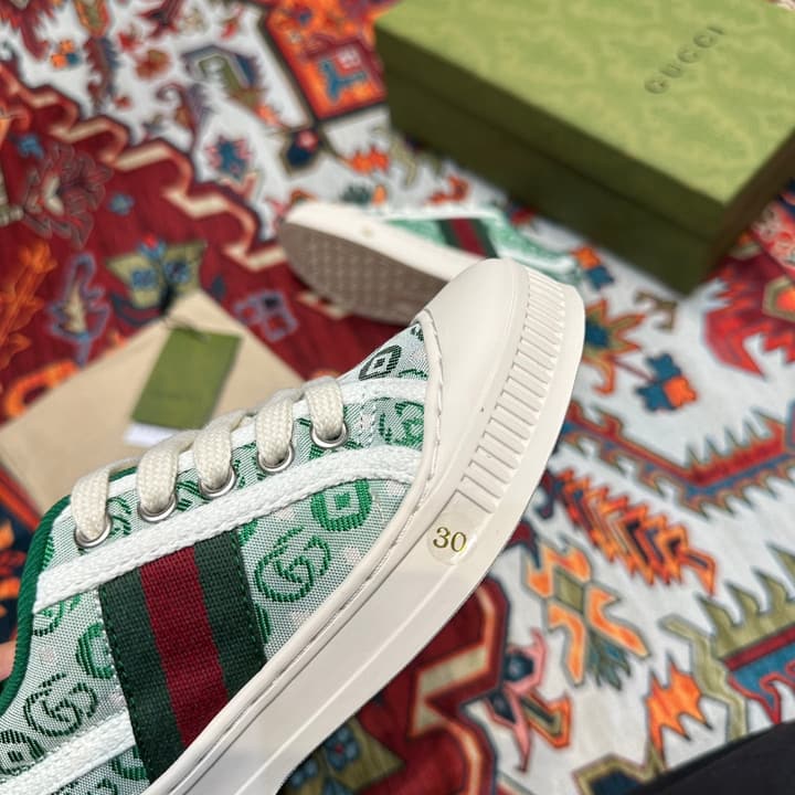 Gucci Kids Footwear – Kids Collection in Beige Plaid Slip-on