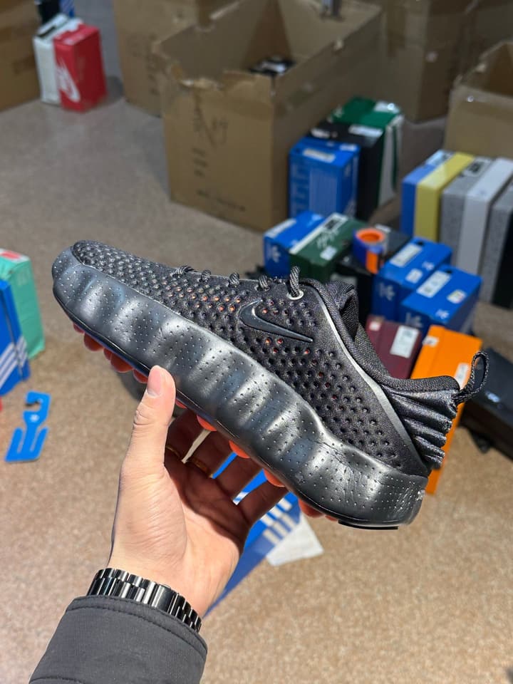 Nike Mind 002 Black Tech Training Shoes in Black With Orange Accents