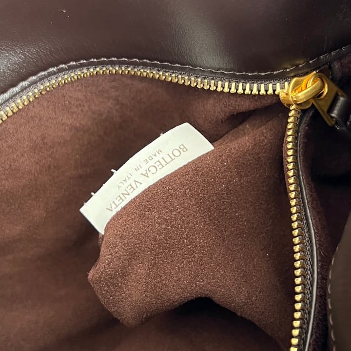 Bottega Veneta Small Liberta Handbag – 24FW in Classic Black
