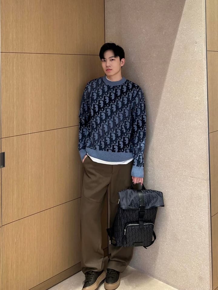 Dior Oblique Jacquard Wool Crewneck Sweater – 2026SS in Navy Oblique With Light Blue Trim