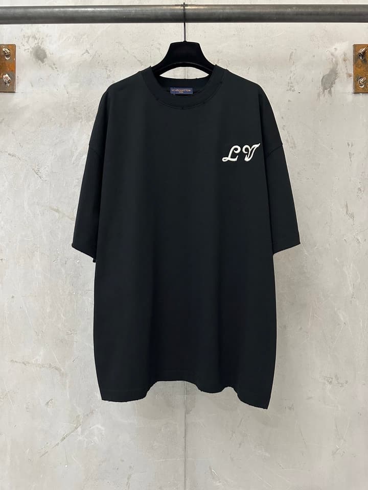 Louis Vuitton Conch Embroidery Crewneck T-Shirt – 26SS in Classic Black