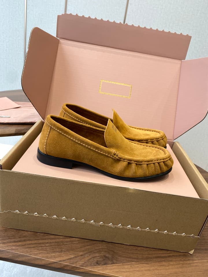 Miu Miu Loafers – 25SS Autumn/Winter Collection in Black Suede
